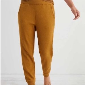 AERIE COZY MUSTARD YELLOW THERMAL WAFFLE JOGGER PANTS XS